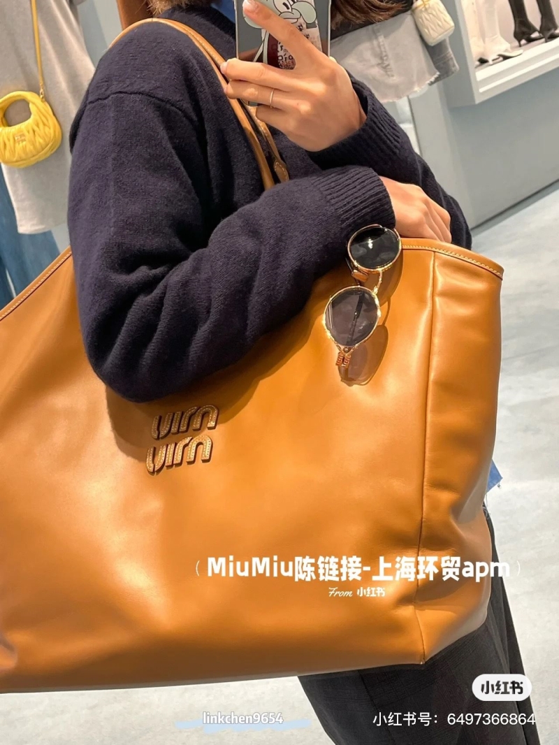 Miu Miu Tote Bags